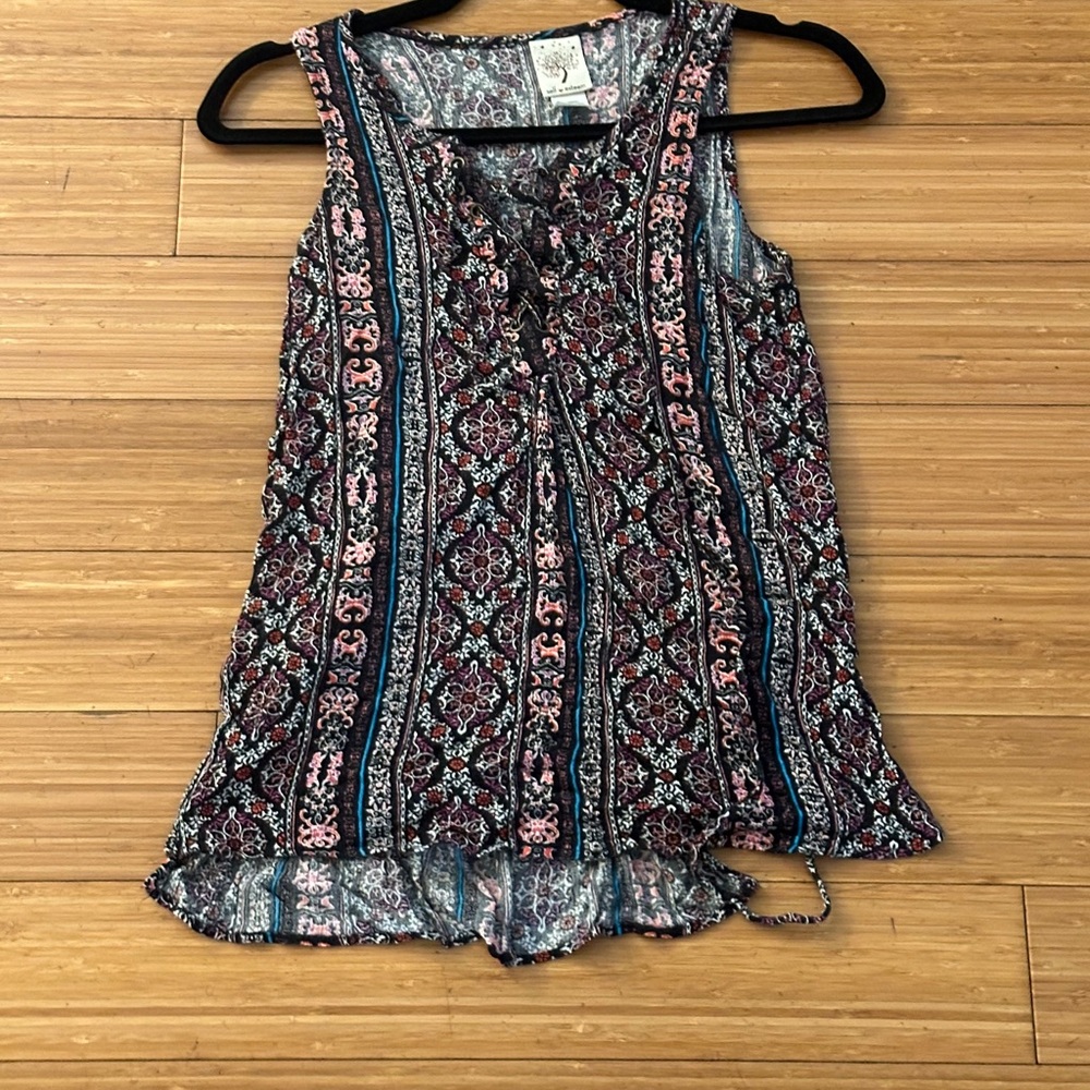 Patterned tank top
